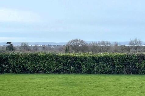 Common Lane, Titchfield PO14 4 bed detached bungalow for sale