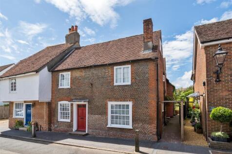 4 bedroom semi-detached house for sale