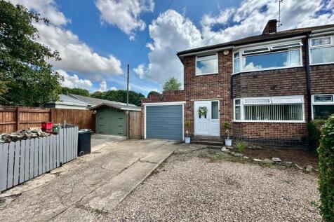 Parsonwood Hill, Whitwick, Coalville... 3 bed semi