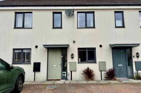 School Drive, Coalville, LE67 2 bed terraced house for sale