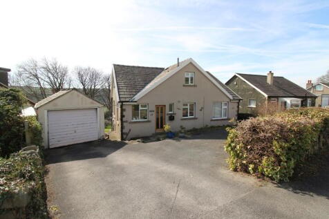 Bank Top Drive, Riddlesden, Keighley... 4 bed detached house for sale