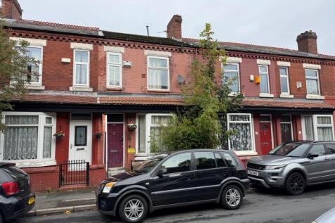 6 bedroom terraced house for sale