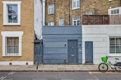 2 bedroom maisonette for sale