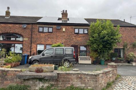 4 bedroom terraced house for sale