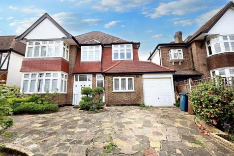 7 bedroom detached house for sale