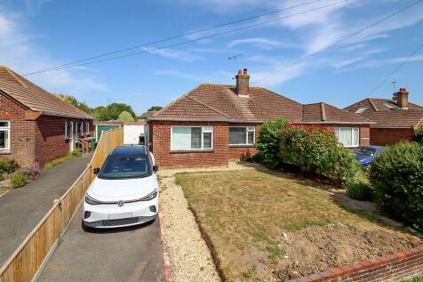 2 bedroom semi-detached house for sale