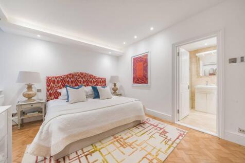 Sloane Street, Sloane Square, London... 2 bed flat for sale