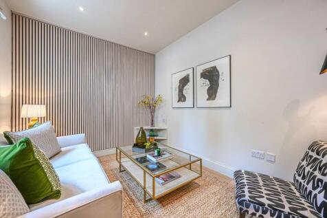 Paradise Walk, Chelsea, London, SW3 3 bed house for sale