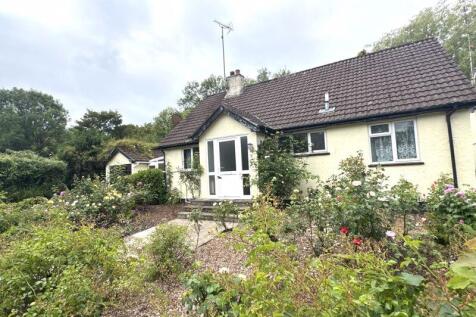 Detached house for sale