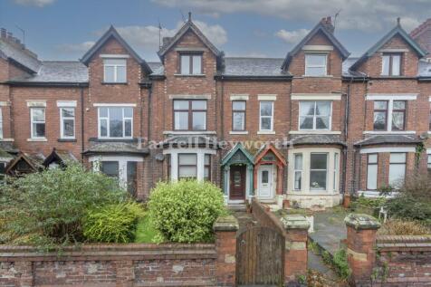 Abbey Road, Barrow In Furness LA14 5 bed house for sale