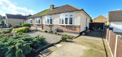 2 bedroom semi-detached bungalow for sale