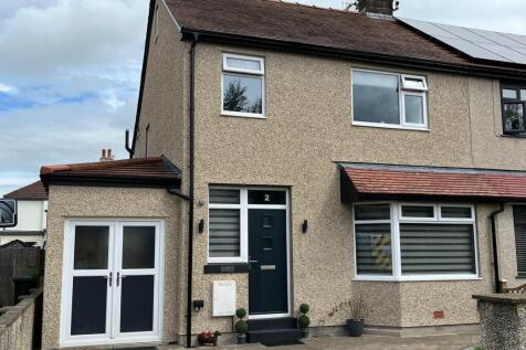 Carlyle Grove, Morecambe LA4 3 bed house for sale