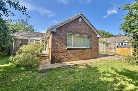 Lytham Road, Broadstone 3 bed detached bungalow for sale