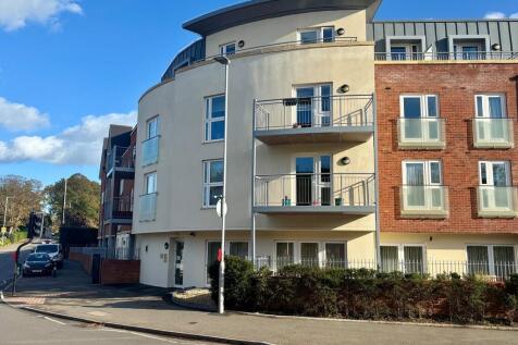 Macaulay Road, Broadstone 2 bed apartment for sale