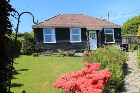Portlooe, Looe PL13 2 bed detached bungalow for sale