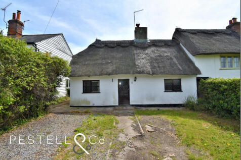 2 bedroom semi-detached house for sale