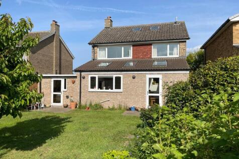 Levendale, Hutton Rudby, Yarm, North... 4 bed detached house for sale