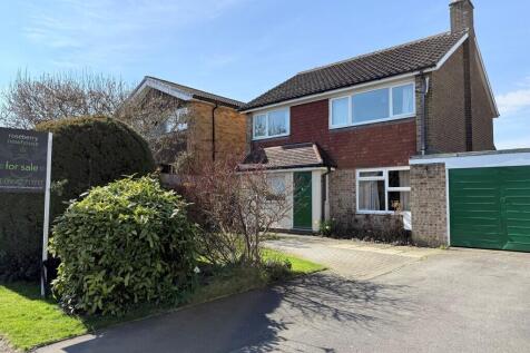 Levendale, Hutton Rudby, Yarm, North... 4 bed detached house for sale