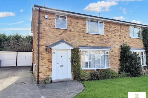 Eastfields, Stokesley, Middlesbrough... 3 bed semi