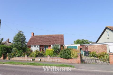 2 bedroom detached bungalow for sale