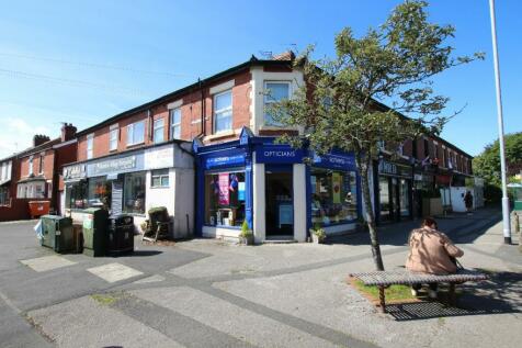 Terraced house for sale