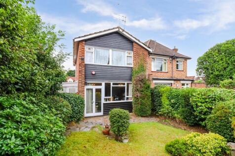 Belmont Avenue, Barnet EN4 3 bed detached house for sale