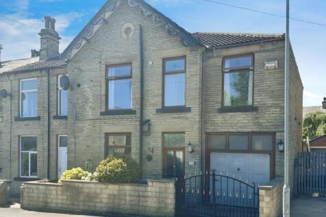 Clarence Street, Cleckheaton, BD19 4 bed end of terrace house for sale