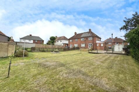 Second Avenue, Liversedge, WF15 3 bed semi
