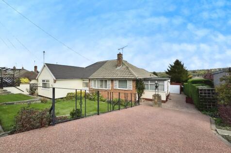 Pyenot Avenue, Cleckheaton, BD19 2 bed bungalow for sale