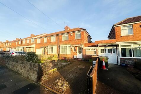 Kings Road North, Kings Estate 3 bed semi