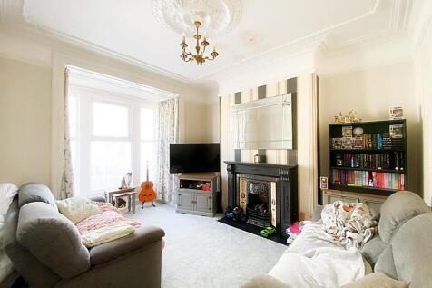 Ferndale Avenue, Wallsend 3 bed terraced house for sale
