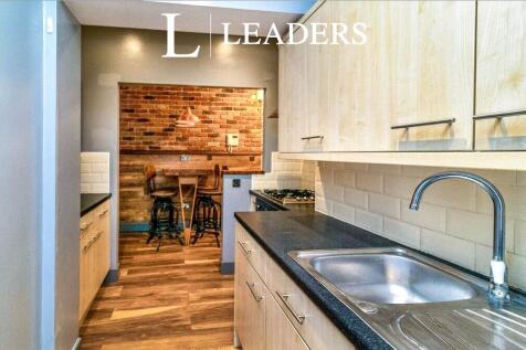 New Brighton Road, Emsworth, Hampshire 1 bed apartment for sale