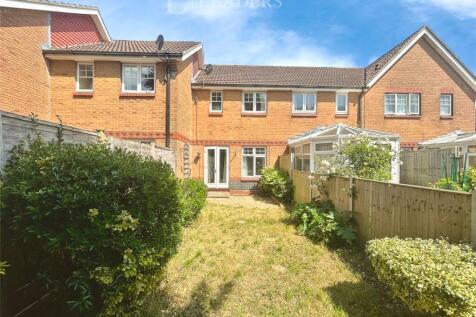 Russet Gardens, Emsworth, West Sussex 2 bed terraced house for sale