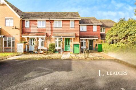 Russet Gardens, Emsworth, West Sussex 2 bed terraced house for sale