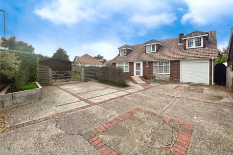 Havant Road, Emsworth, Hampshire 4 bed detached house for sale