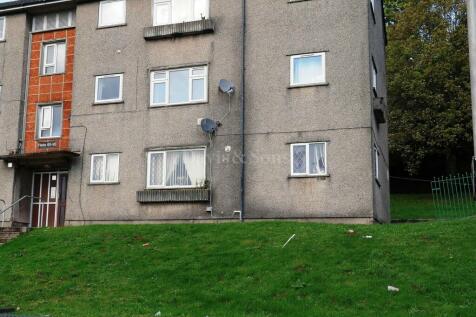 2 bedroom ground floor flat for sale