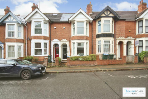 5 bedroom terraced house for sale