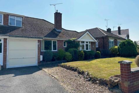 Millbank, Warwick 3 bed bungalow for sale