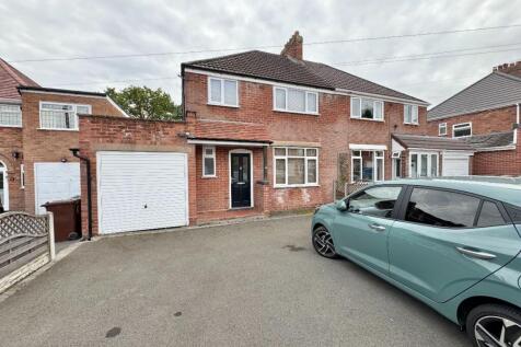 Charlecote Croft, Shirley, Solihull 3 bed semi