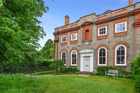 5 bedroom house for sale