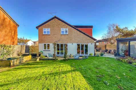 Craiglands, St. Albans... 4 bed detached house for sale