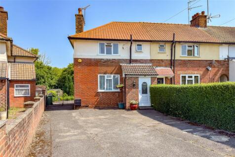 Wistlea Crescent, Colney Heath, St.... 3 bed end of terrace house for sale