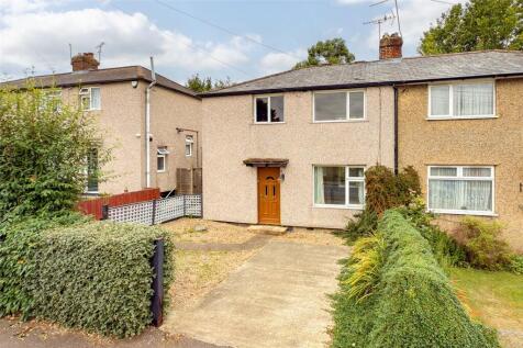 Marshall Avenue, St. Albans... 3 bed semi
