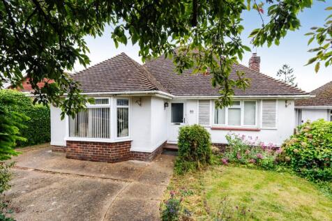 2 bedroom detached bungalow for sale