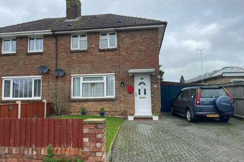 2 bedroom semi-detached house for sale