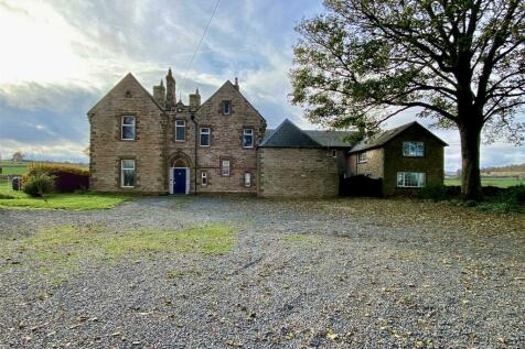 8 bedroom detached house for sale