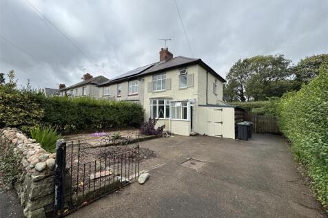 2 bedroom semi-detached house for sale