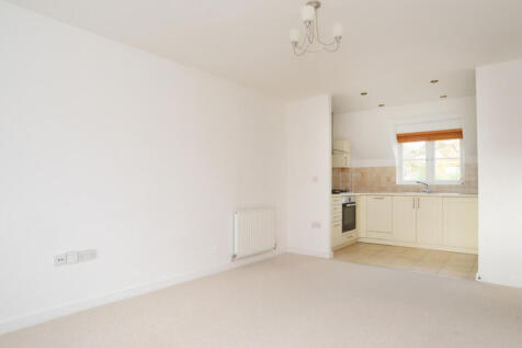 Herne Road, Petersfield, GU31 2 bed apartment for sale