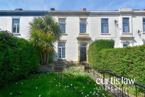 London Road, Blackburn 6 bed terraced house for sale
