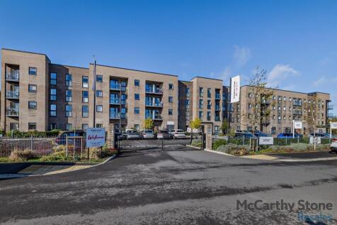 Gilbert Place, Lowry Way, Swindon... 2 bed apartment for sale